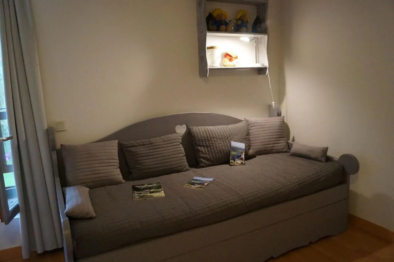 Bed & Breakfast Chambre D'Hotes La Jument Grise Lescheroux France